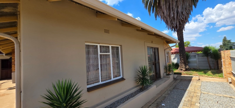 4 Bedroom Property for Sale in Collerville North West